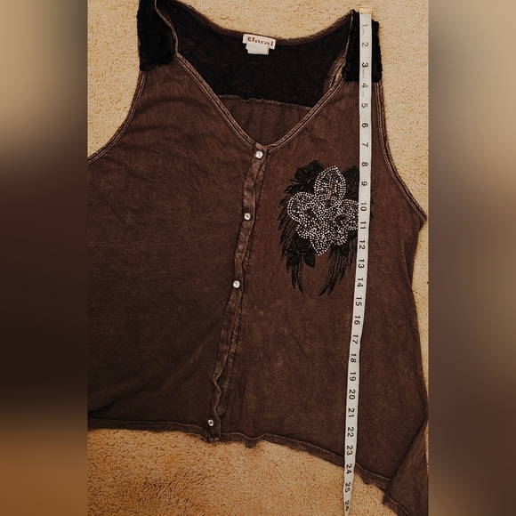 Y2K Vocal Grunge Rhinestone Fleur de lis & Angel Wings w Lace Detail Tank Top - Picture 13 of 14